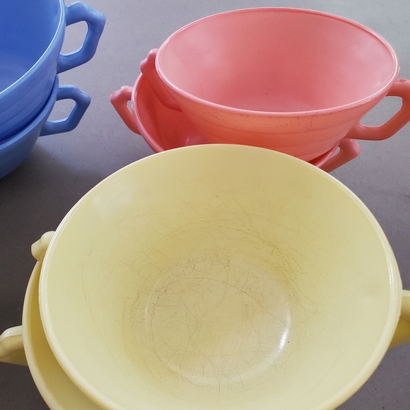 Hazel Atlas Moderntone Bowls and Creamer - Picture 3 of 3